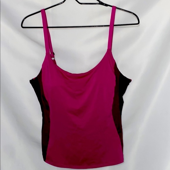 ATHLETA WO SIZE 38B/C SPORTS TANK TOP/ TANKINI SWIM TOP FUSHIA WINE COLOR CLEAN - Picture 1 of 12